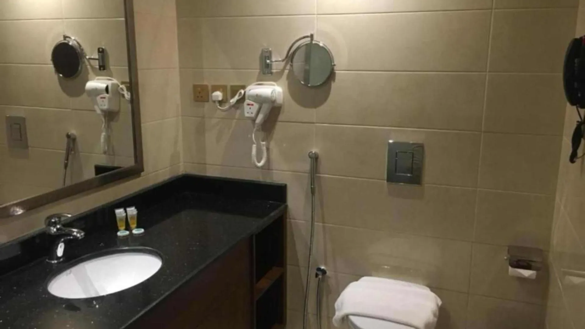 Dancenter Harbour Gateway Jeddah Beach Vivid Plaza Hotel Apartamento