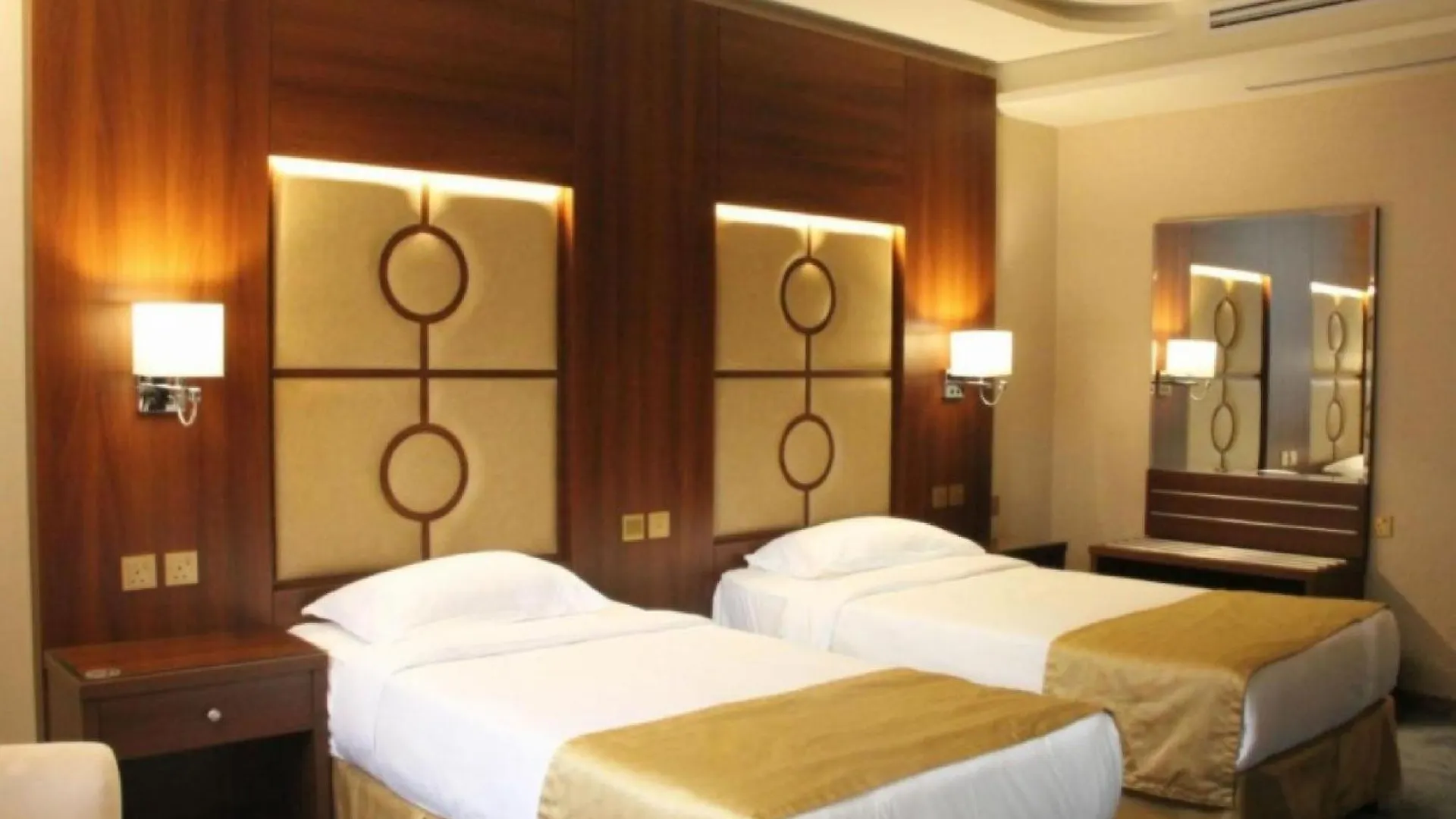 Dancenter Harbour Gateway Jeddah Beach Vivid Plaza Hotel Apartamento